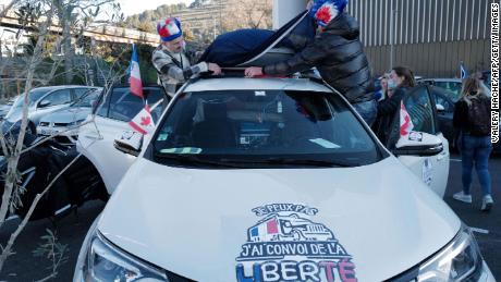 Paris dan Brussel melarang protes terkait dengan Caravan Kebebasan Prancis