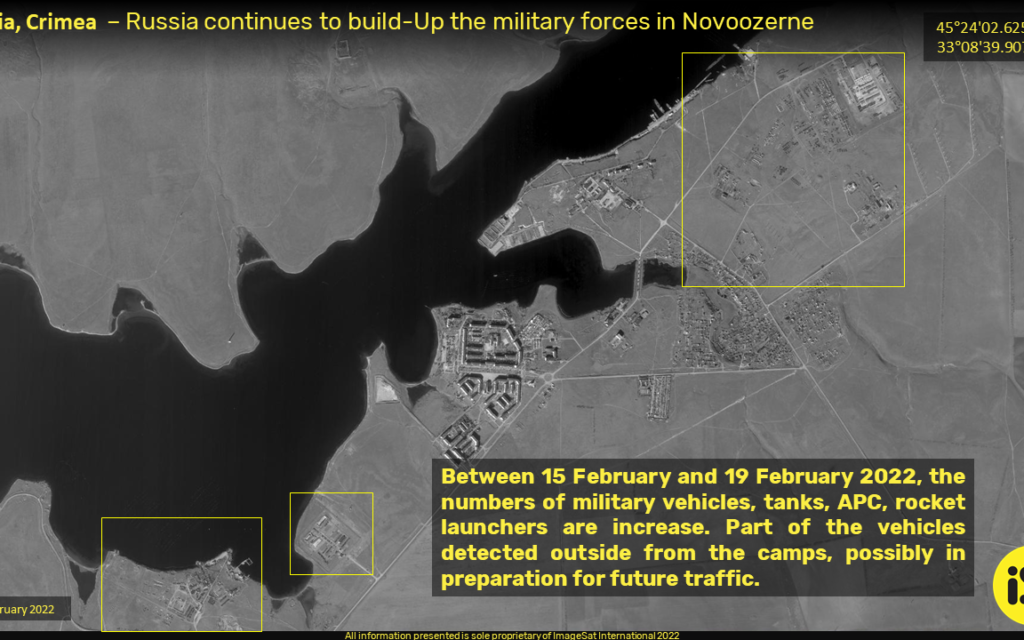 Citra satelit Israel menunjukkan pembangunan militer Rusia yang cepat di Krimea