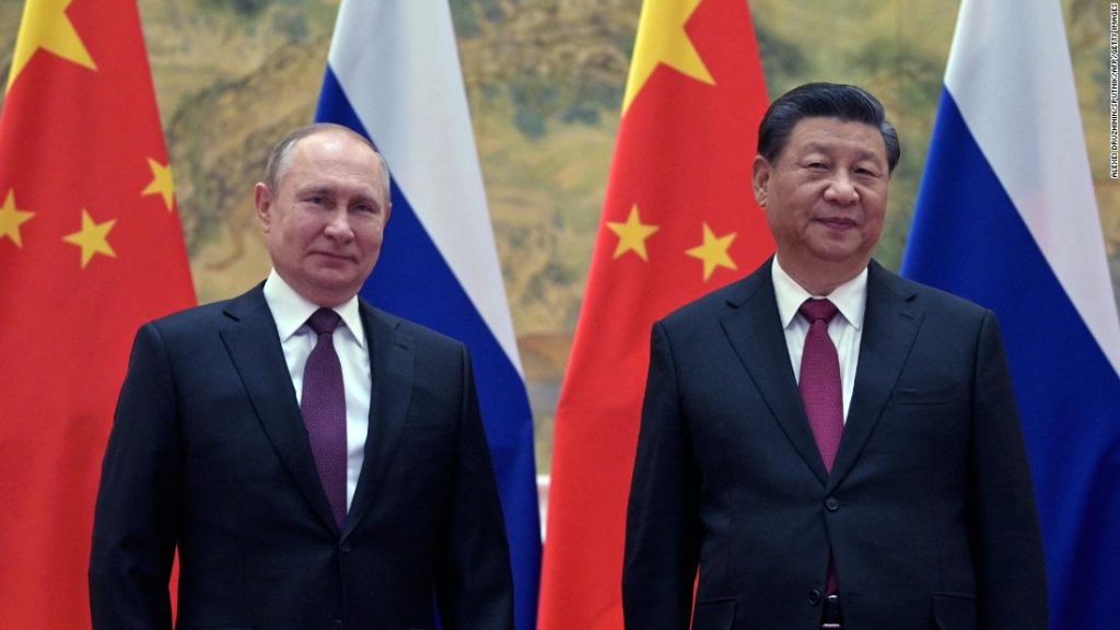 China mengambil nada berbeda saat Barat mengutuk Rusia atas Ukraina
