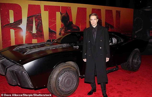Ulasan hangat: Batman dibuka di bioskop 4 Maret, dengan kritikus Amerika mendukung drama superhero, yaitu 87% "Segar" Peringkat dari kritikus Rotten Tomatoes