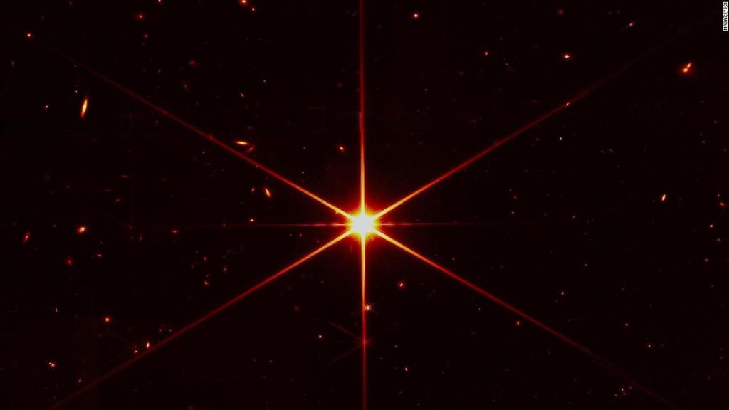 Teleskop Webb membagikan gambar baru setelah mencapai landmark optik