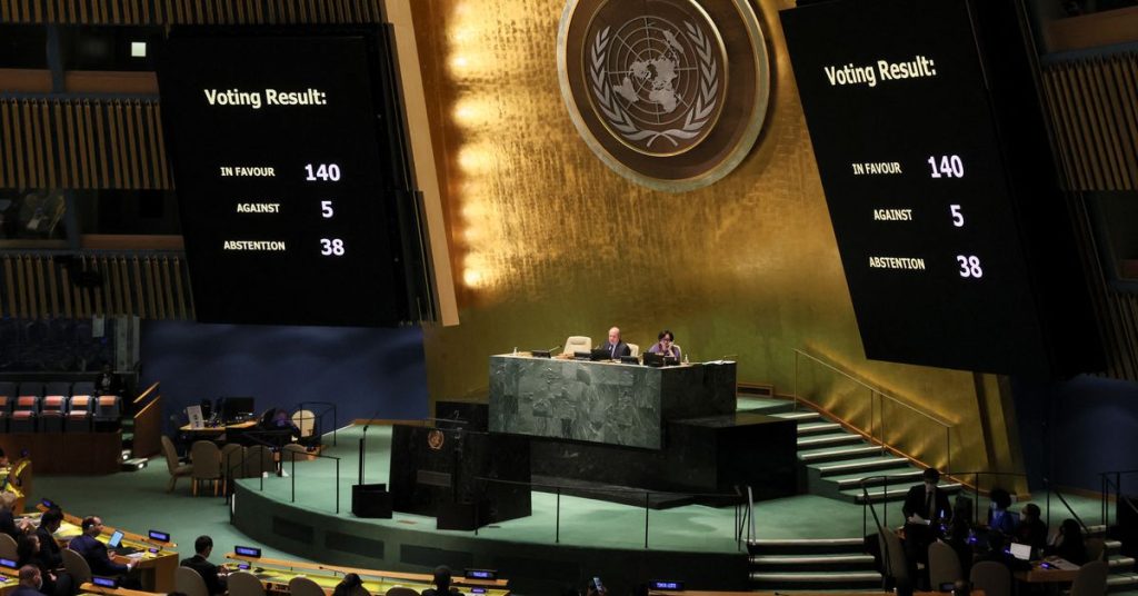 Majelis Umum Perserikatan Bangsa-Bangsa mengisolasi Rusia dengan mayoritas besar lagi atas Ukraina