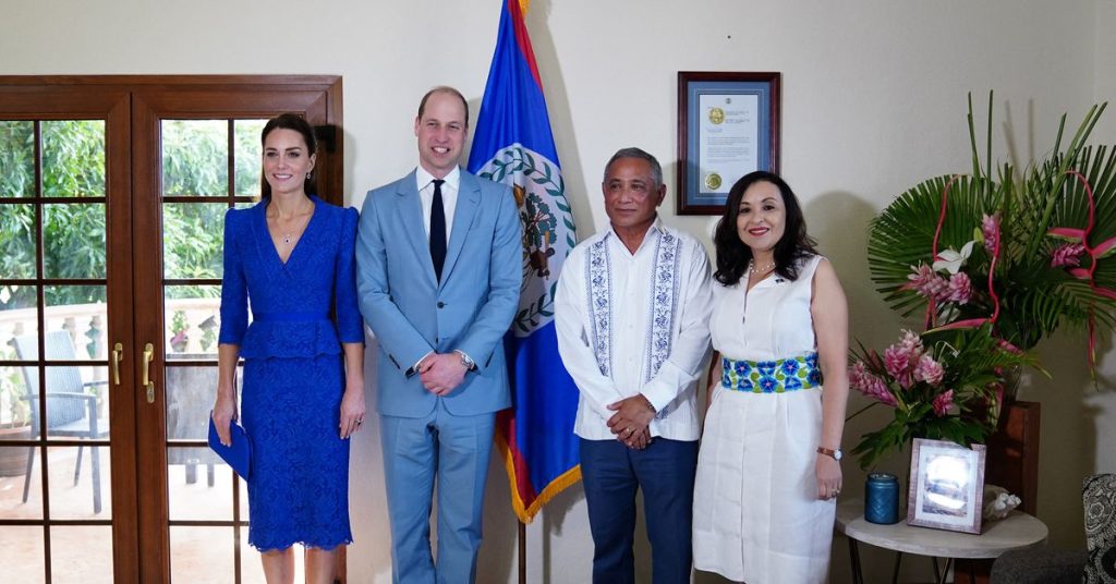 Pasangan kerajaan Inggris memulai tur Karibia setelah memprotes di Belize