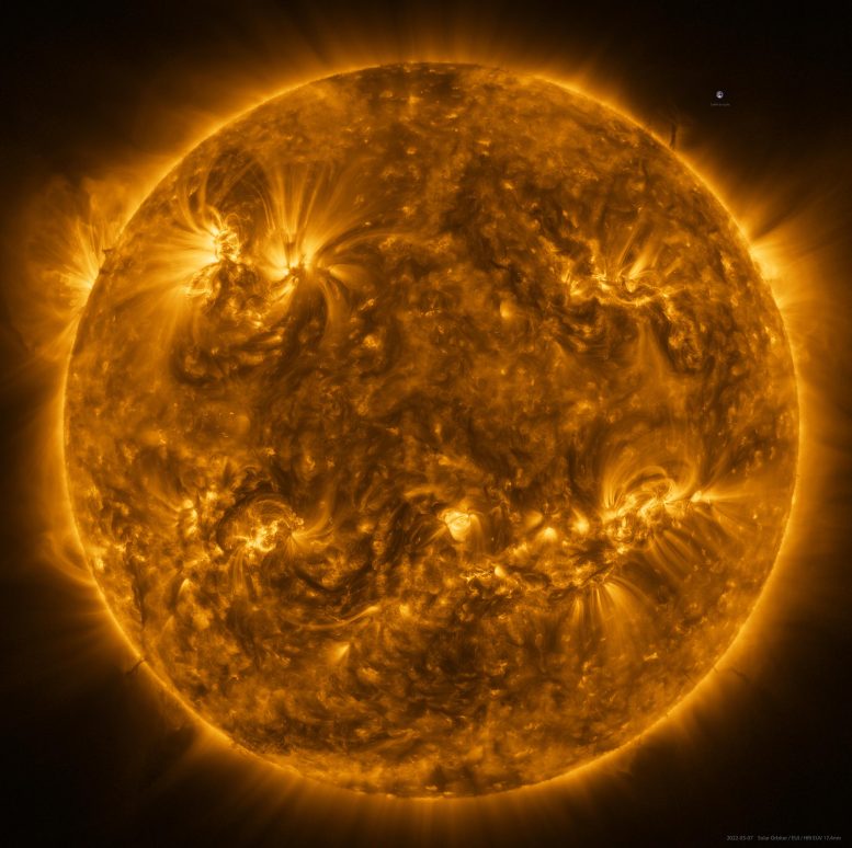 Pengorbit surya menangkap matahari dalam sinar ultraviolet yang intens