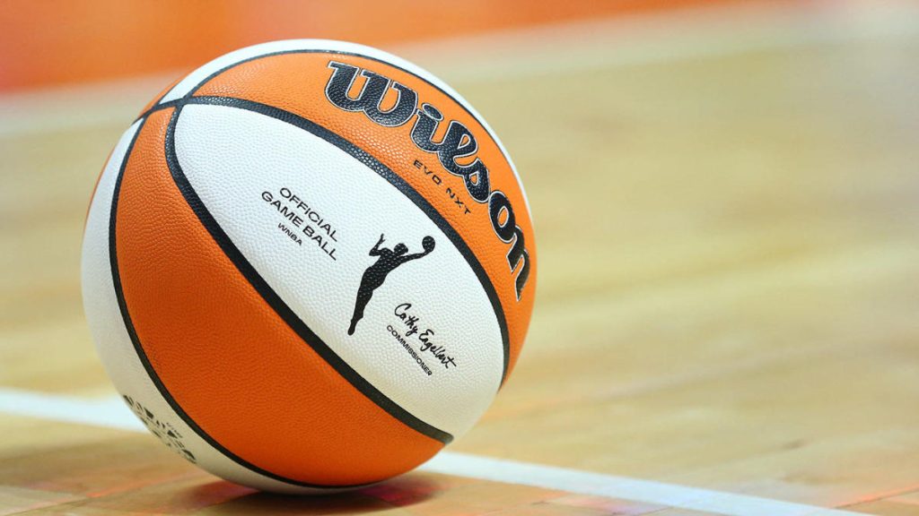 WNBA mendenda liga New York Liberty - rekor $ 500.000 untuk mengambil penerbangan charter musim lalu, kata laporan