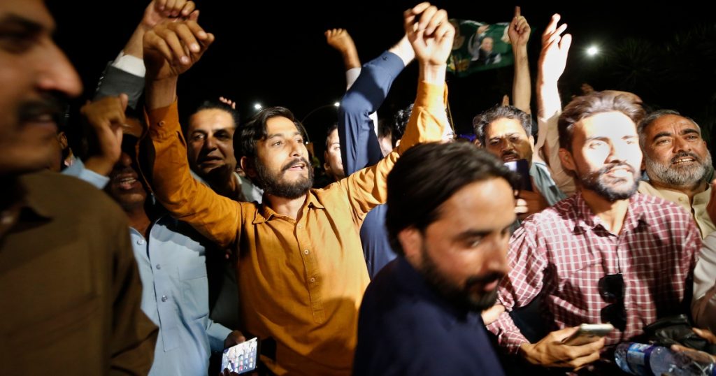 Aturan pengadilan Pakistan melarang pemungutan suara untuk memakzulkan Perdana Menteri Imran Khan |  berita imran khan