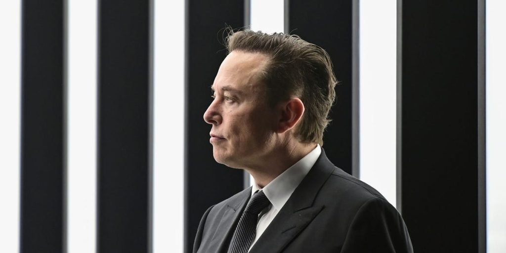 Elon Musk mengusulkan pemutusan hubungan kerja, mempekerjakan bintang untuk membantu Twitter: laporan