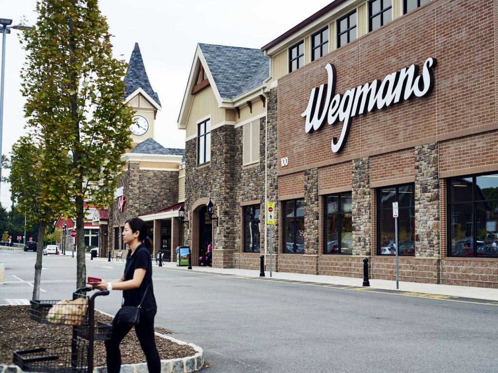 Wegmans berencana untuk membuka toko pertama di Long Island, kata toko kelontong kelas atas