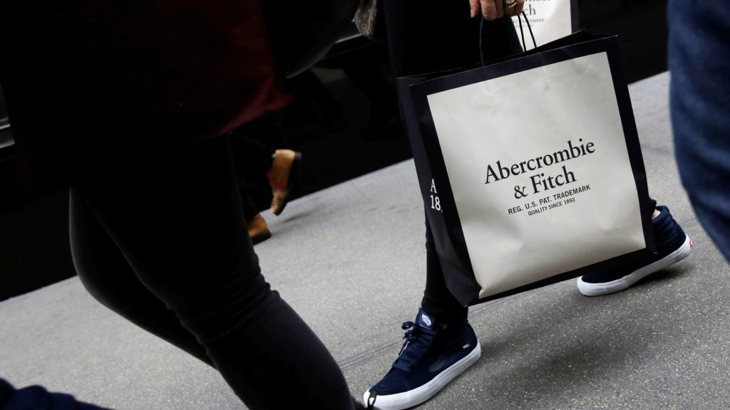 Abercrombie & Fitch (ANF) melaporkan kerugian untuk kuartal pertama tahun 2022