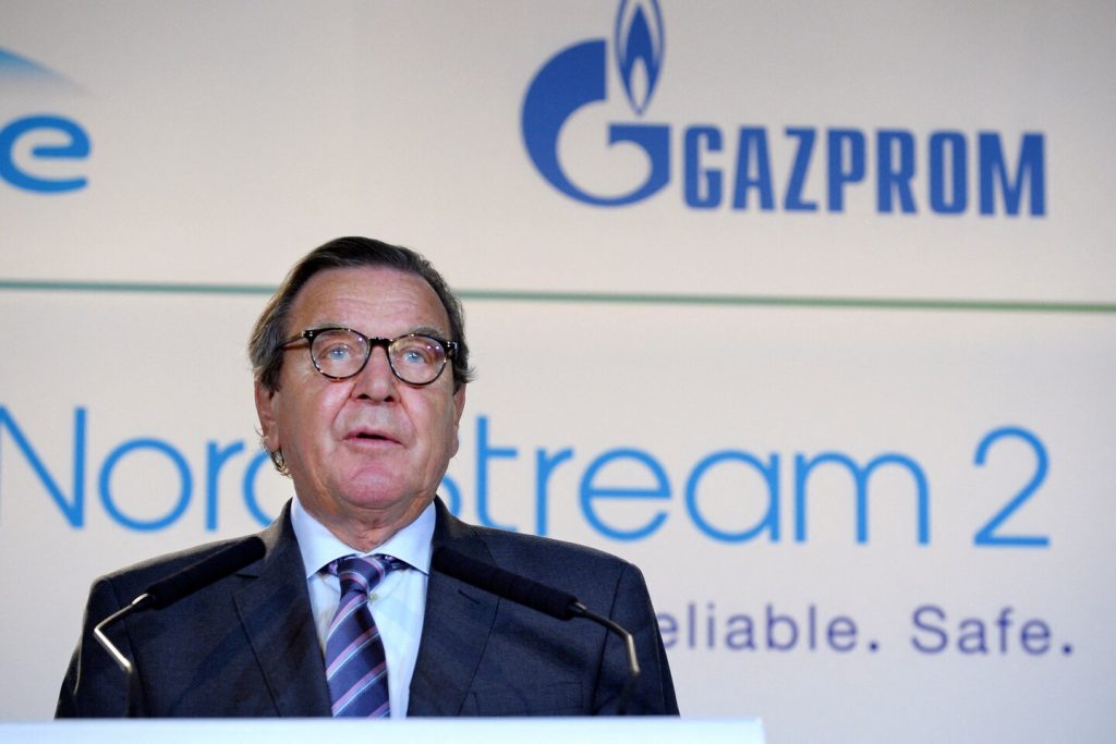 Gerhard Schroeder mengundurkan diri dari Rosneft