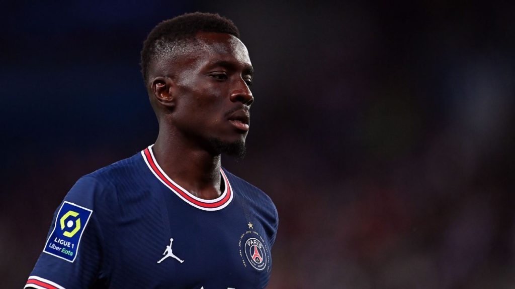 Idrissa Gueye asks Paris Saint-Germain to explain the absence of the rainbow jersey