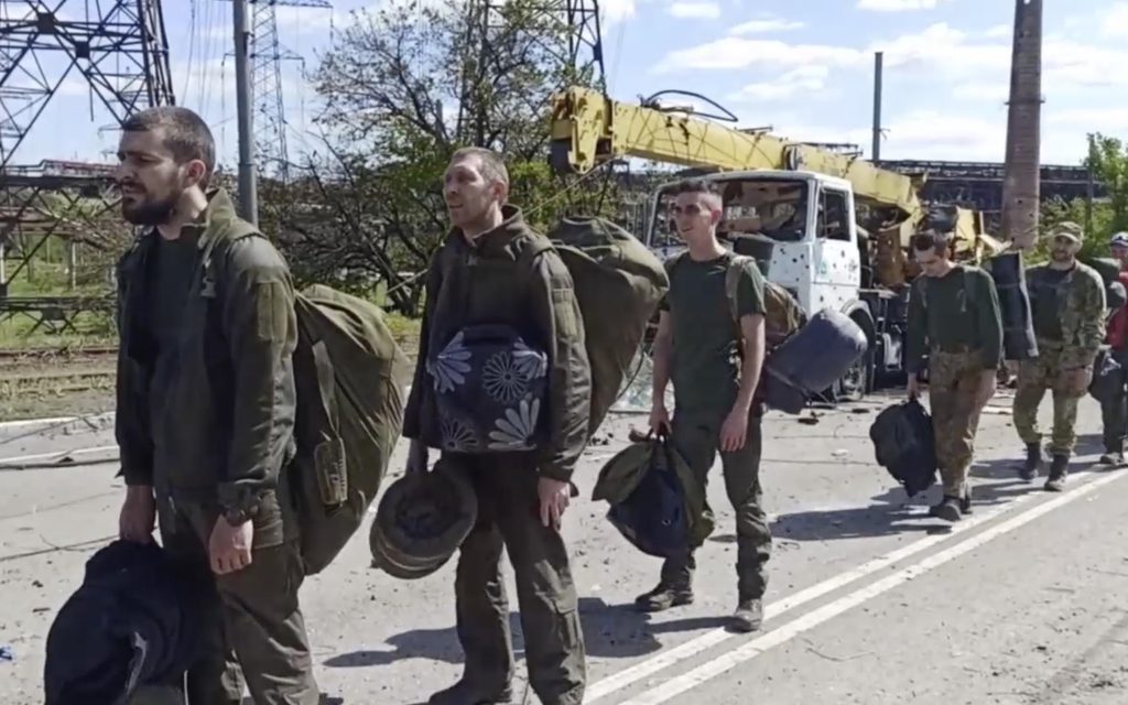 Klaim Rusia atas penangkapan Mariupol menimbulkan ketakutan tawanan perang