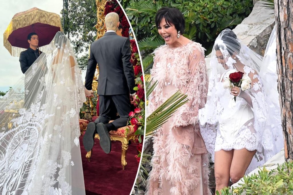 Kourtney Kardashian mengenakan gaun pengantin Dolce & Gabbana untuk menikahi Travis Parker