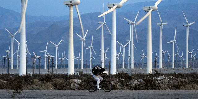 Turbin angin di Palm Springs, California.