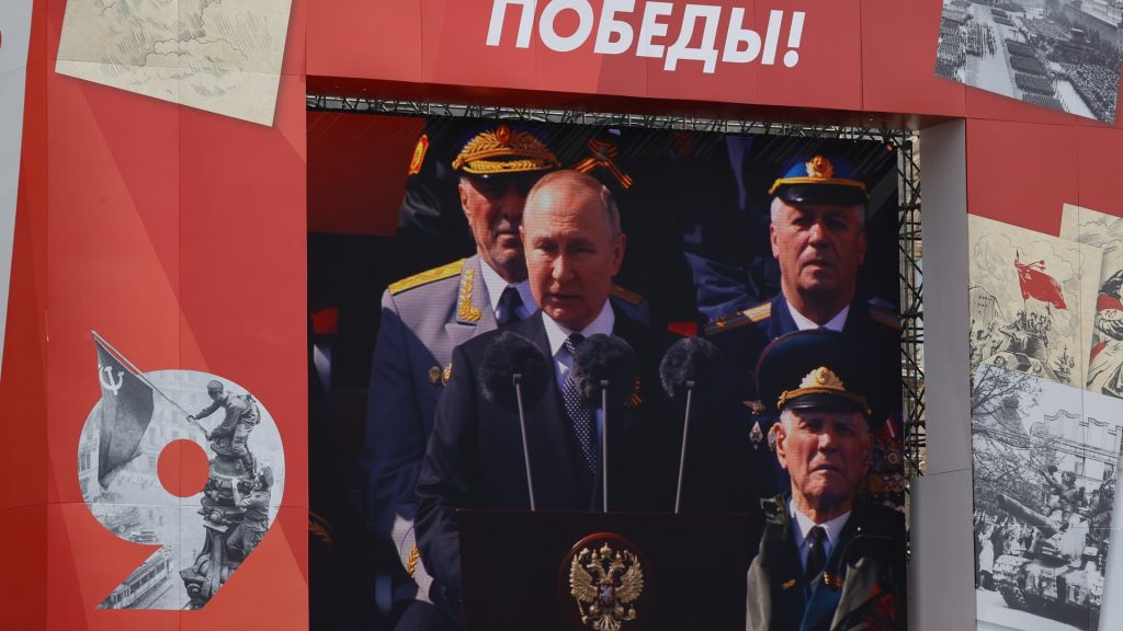 Putin menyalahkan Barat atas perang Ukraina dalam pidato 'Hari Kemenangan'