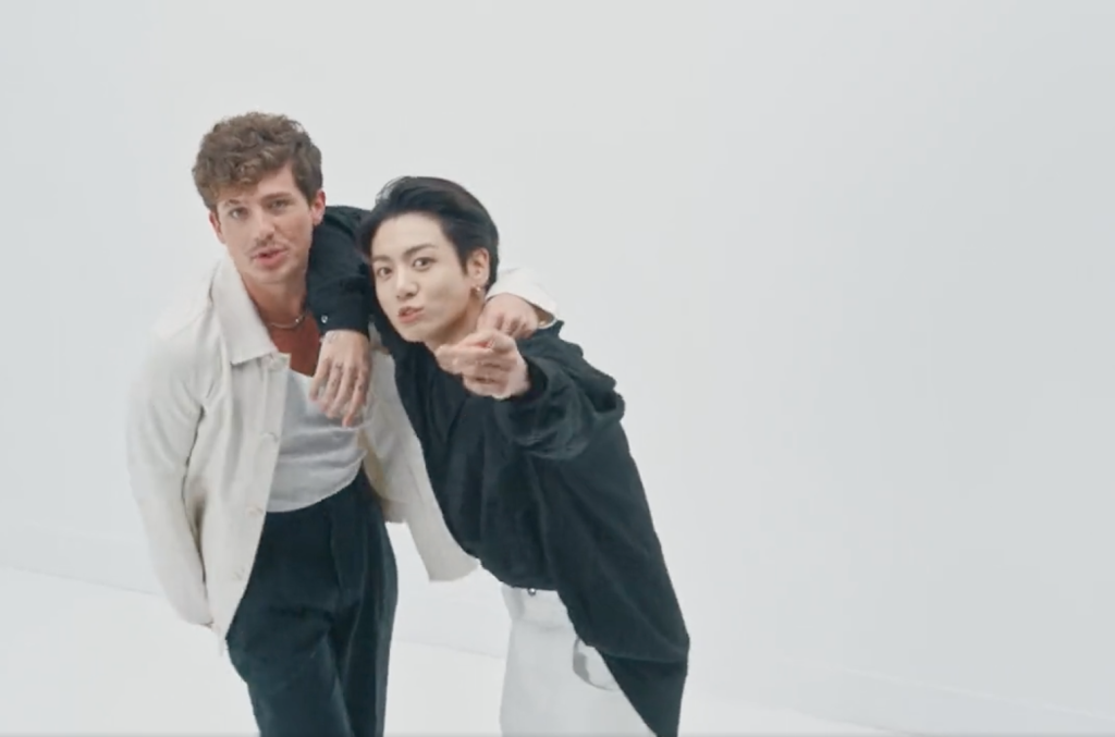 Charlie Puth & BTS 'Jungkook' Kiri dan Kanan': Dengarkan Sekarang - Billboard