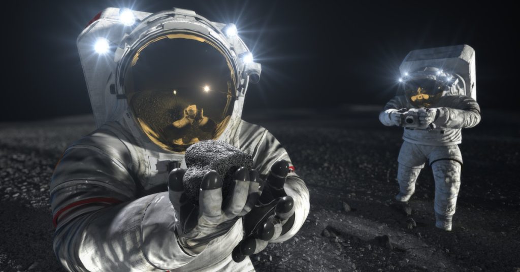 NASA menyewa dua perusahaan swasta untuk mengembangkan pakaian luar angkasa bulan