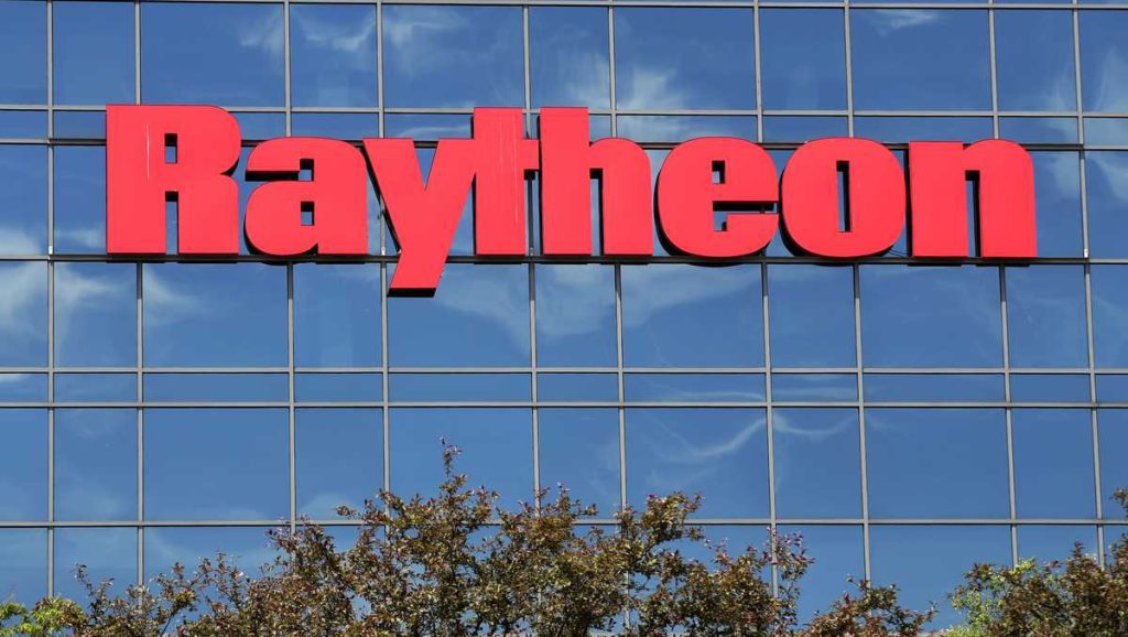 Raytheon berencana untuk memindahkan kantor pusat dari Massachusetts