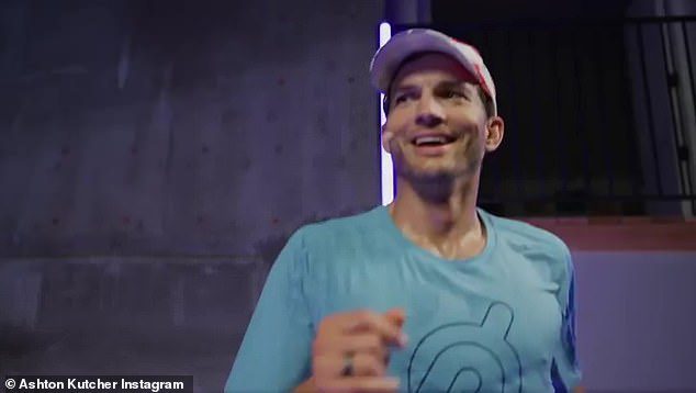 Marathon: Penampilan karpet merah Kutcher datang hanya beberapa minggu setelah dia mengungkapkan di Instagram komitmennya untuk menjalankan New York City Marathon