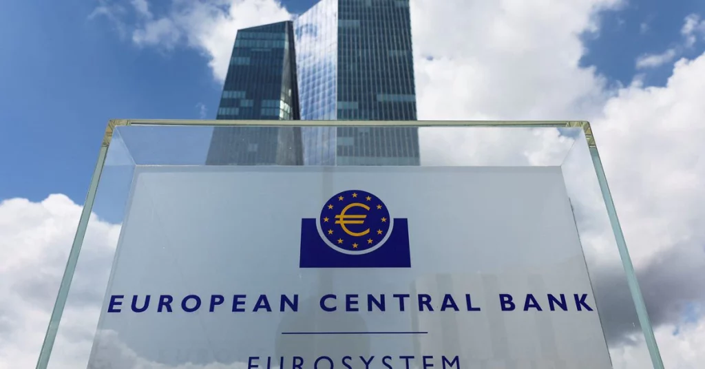 Bank Sentral Eropa menaikkan suku bunga lebih dari yang dilaporkan dalam perlombaan untuk menjinakkan inflasi
