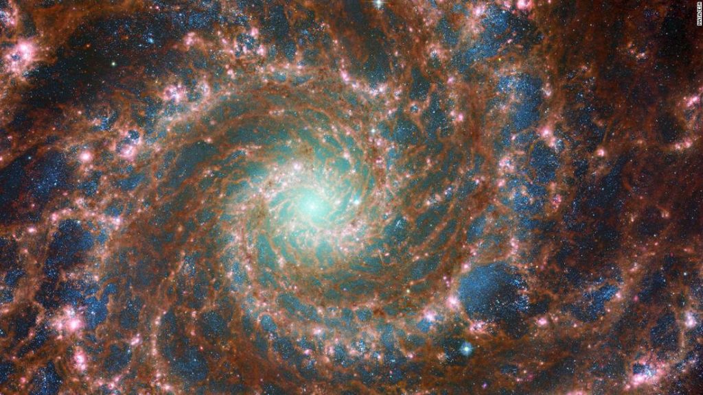 NASA merilis gambar baru yang menakjubkan dari Galaksi Hantu dengan Teleskop Webb