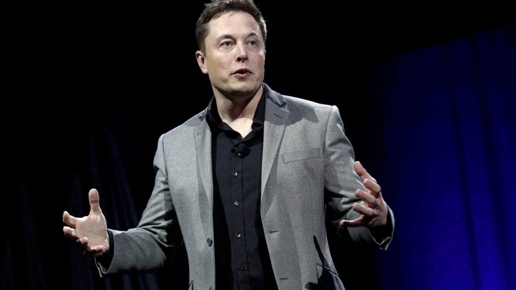 Elon Musk menantang CEO Twitter Parag Agrawal untuk debat bot