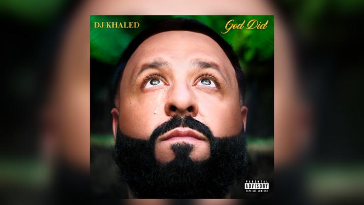 Khaled Khaled menjatuhkan "perbuatan Tuhan" yang disajikan.  Jay-Z, Drake, Eminem, Kanye, Dr. Dre, dan banyak lagi