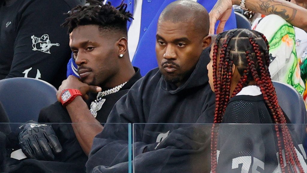 Antonio Brown mendukung Kanye West di tengah kontroversi rapper 'White Lives Matter'