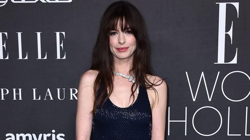 Anne Hathaway merenungkan 'kebencian' yang dia alami setelah memenangkan Oscar