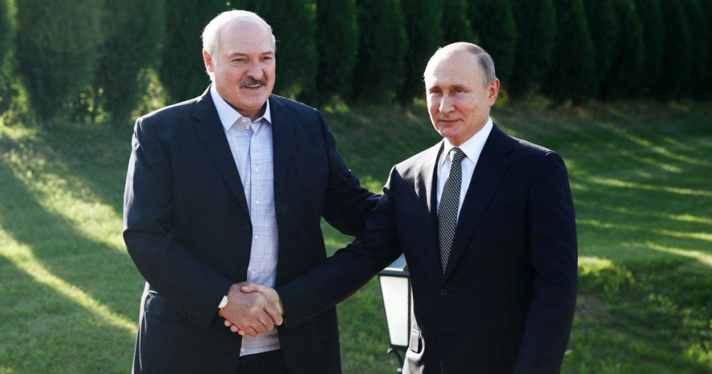 Pemimpin Belarusia memperingatkan untuk tidak menempatkan Putin di sudut nuklir