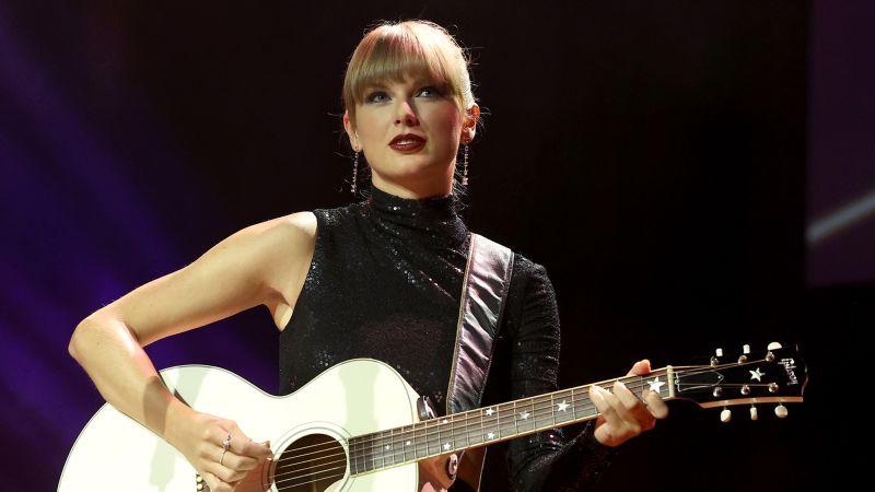 Ticketmaster mengatakan beberapa penggemar Taylor Swift mungkin mendapatkan kesempatan kedua untuk mendapatkan tiket tur